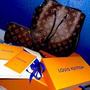 Louis Vuitton Wallet and Purse-SOLD